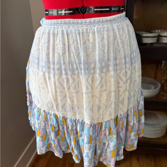 Free People Printed Ruffle Mini Skirt Smocked Waist Boho Festival Skirt Size S - Picture 2 of 6